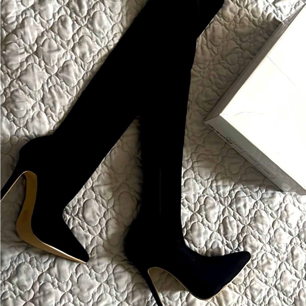 Black Shien boot long size 5.5